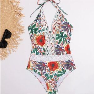 Boutique M-L Bohemian Lace Halter Plunge Tropical Floral One Piece Suit